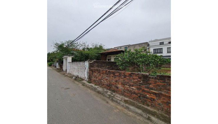 2 tỷ x có 50m2 đất Dương Quang, Gia Lâm, ô tô vào. Lh 0989894845